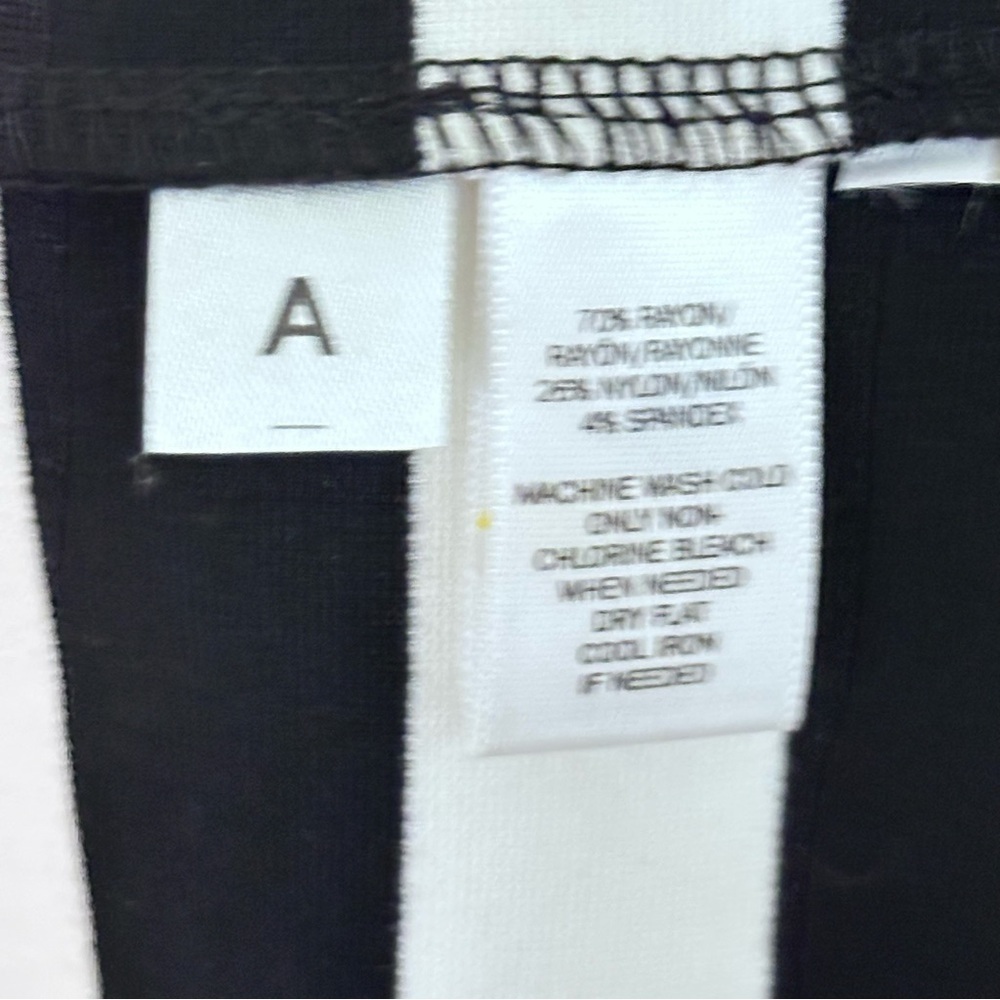 Ann Taylor LOFT Dress Black And White Striped Chevron Knit Stretch Sleeveless 8 - Picture 8 of 12